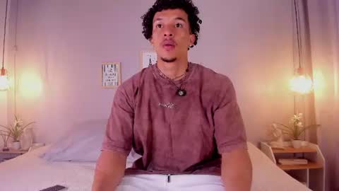 Snapshot of dominik_drake chatting on June 30, 2026, 12:06 pm Dominik Drake online show from June 30, 2026, 12:06 pm