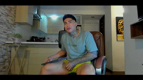 Only fans Ronnie col---InstaRonniecolleman  online show from November 17, 2025, 1:22 am