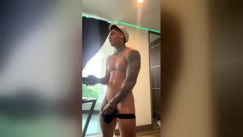 Snapshot of dominiofit chatting on May 23, 2026, 1:26 pm Only fans Ronnie col---InstaRonniecolleman online show from May 23, 2026, 1:26 pm