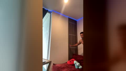 Snapshot of dominiofit chatting on June 5, 2026, 12:00 pm Only fans Ronnie col---InstaRonniecolleman online show from June 5, 2026, 12:00 pm