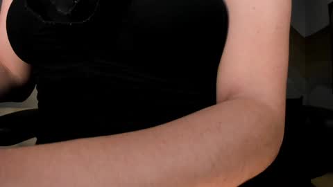 Dominique online show from December 19, 2024, 3:51 am