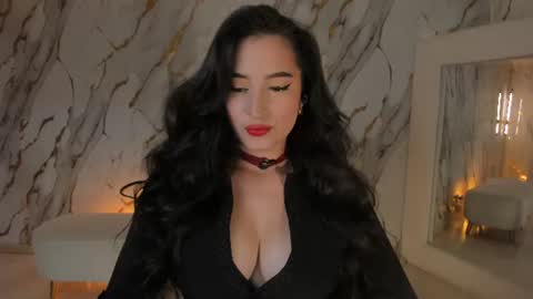 Dominique online show from July 11, 2026, 8:44 pm
