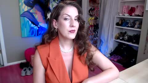 DommeTomorrow online show from June 26, 2026, 4:44 pm