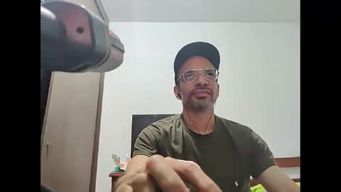 don__chi online show from January 11, 2025, 4:48 am