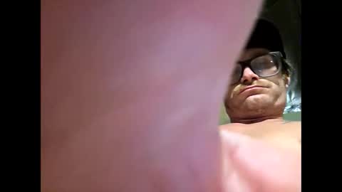 donaldketch05 online show from October 31, 2025, 12:17 pm