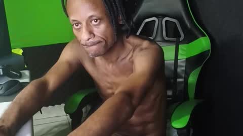 dondiego5511 online show from April 9, 2026, 6:19 am