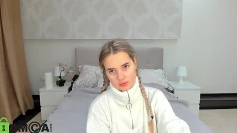 Donna On GMT2 Mon-Fri 3-9 AM online show from November 12, 2025, 12:00 am