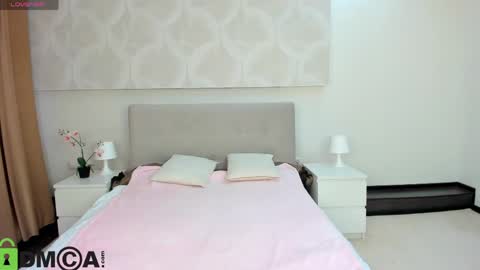 Donna On GMT2 Mon-Fri 3-9 AM online show from April 24, 2026, 12:24 am