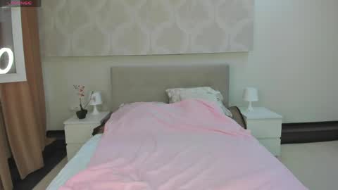 Snapshot of donnaaa_evans chatting on May 29, 2026, 11:36 pm Donna On GMT2 Mon-Fri 3-9 AM online show from May 29, 2026, 11:36 pm