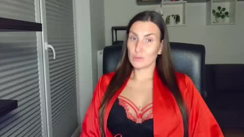 DonnaLive online show from September 23, 2025, 9:07 pm