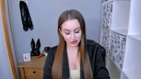 Snapshot of donnasensual chatting on January 6, 2026, 5:05 pm DonnaSensual online show from January 6, 2026, 5:05 pm