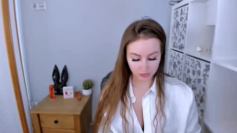 Snapshot of donnasensual chatting on January 13, 2026, 10:04 pm DonnaSensual online show from January 13, 2026, 10:04 pm