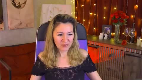 Donna online show from April 21, 2026, 7:06 pm