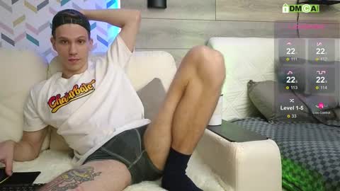 Nikon online show from September 27, 2025, 2:44 pm