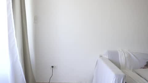 Donatella online show from September 22, 2025, 12:07 pm