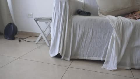 Donatella online show from September 24, 2025, 11:57 am