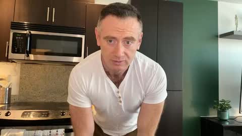 Donny online show from November 26, 2025, 10:11 pm