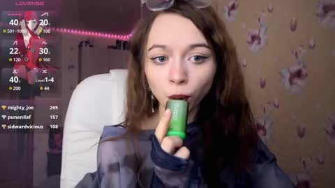 Nicole online show from February 12, 2025, 1:06 pm