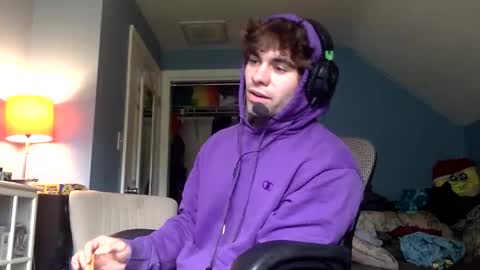 donutking42069 online show from May 21, 2026, 2:24 pm