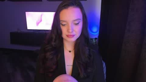 Dora Charmer online show from April 21, 2026, 12:55 pm