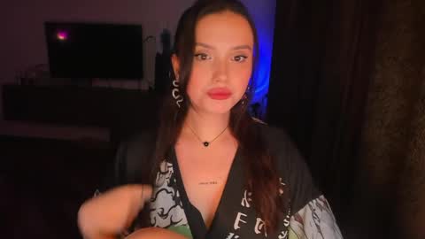 Dora Charmer online show from April 28, 2026, 8:25 pm