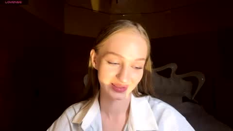 Anika online show from April 22, 2026, 8:32 pm