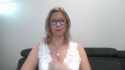 DoreenSexy online show from November 21, 2025, 10:03 am