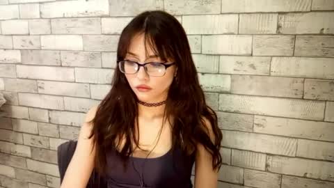 Snapshot of doretharuschak chatting on May 18, 2026, 10:10 am Aimi online show from May 18, 2026, 10:10 am