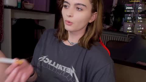 Snapshot of dorfmatratze_ chatting on January 8, 2025, 6:31 pm Alice online show from January 8, 2025, 6:31 pm