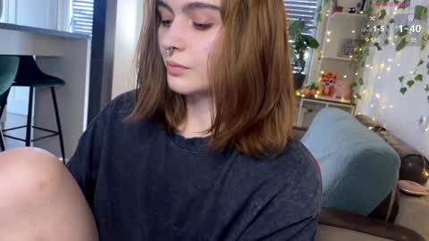 Snapshot of dorfmatratze_ chatting on January 27, 2025, 12:16 pm Alice online show from January 27, 2025, 12:16 pm