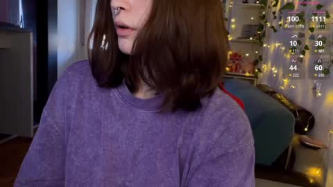 Snapshot of dorfmatratze_ chatting on February 9, 2025, 3:23 pm Alice online show from February 9, 2025, 3:23 pm