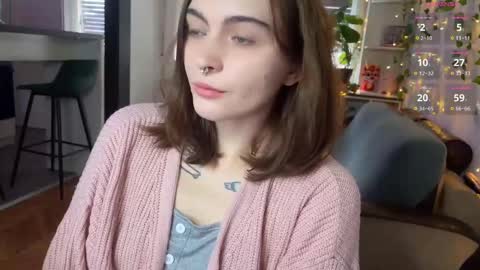 Snapshot of dorfmatratze_ chatting on February 25, 2025, 7:09 am Alice online show from February 25, 2025, 7:09 am