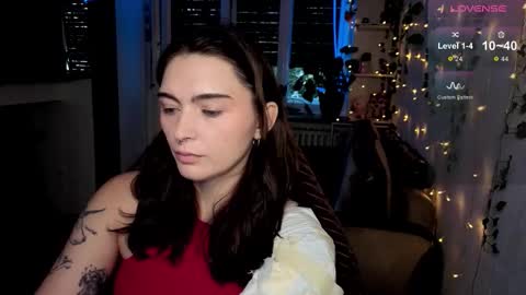 Snapshot of dorfmatratze_ chatting on September 25, 2025, 5:33 am Alice online show from September 25, 2025, 5:33 am