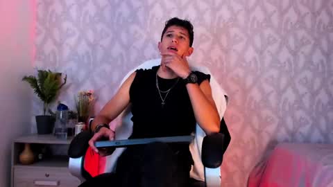 dorian_mystery online show from December 5, 2024, 10:23 am