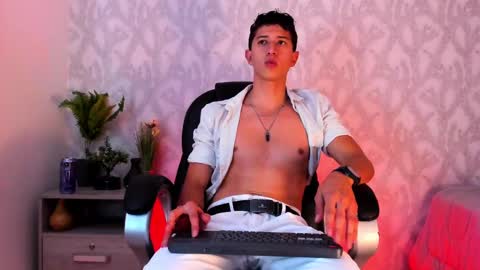 dorian_mystery online show from December 14, 2024, 8:02 am