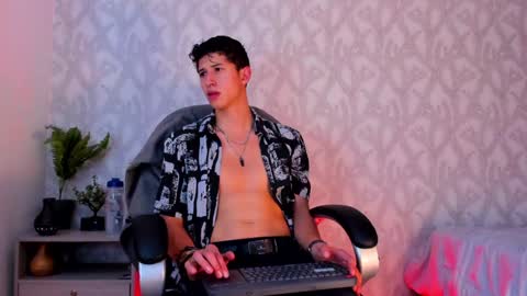 dorian_mystery online show from January 17, 2025, 3:34 am