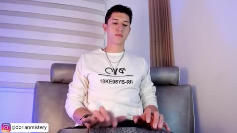 dorian_mystery online show from February 18, 2026, 1:23 am