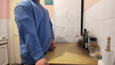 menu  below online show from January 28, 2025, 6:39 pm