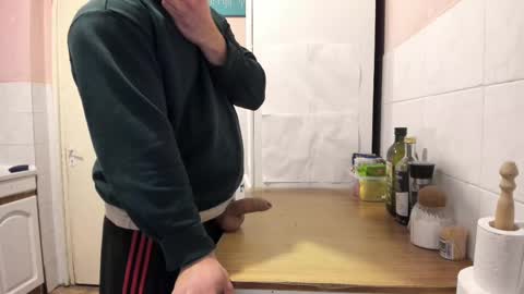 menu  below online show from February 23, 2025, 10:17 am