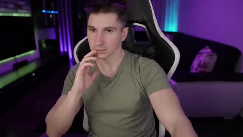 Dorian Reyes online show from February 22, 2025, 11:24 pm