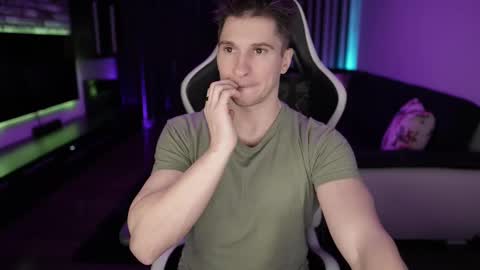 Dorian Reyes online show from February 23, 2025, 11:14 pm