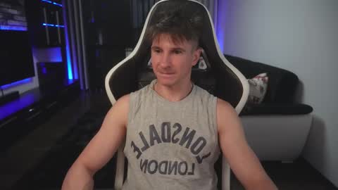 Dorian Reyes online show from September 8, 2025, 11:04 pm