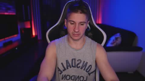 Dorian Reyes online show from November 27, 2025, 12:46 am