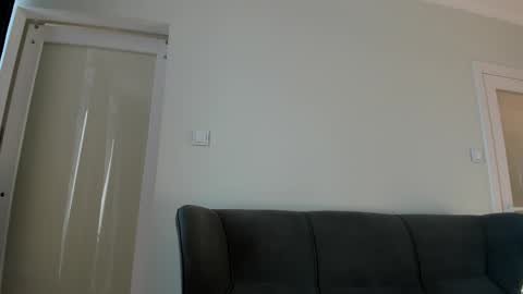 dorimenea online show from April 21, 2026, 5:14 am