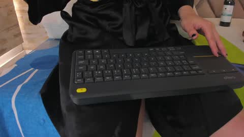  DOROTHY online show from January 9, 2025, 9:16 am