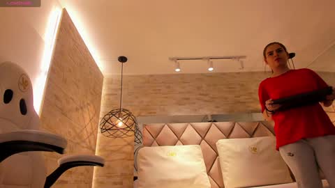  DOROTHY online show from January 31, 2025, 9:59 am