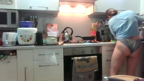 Dorrie Ann online show from February 1, 2025, 5:39 am