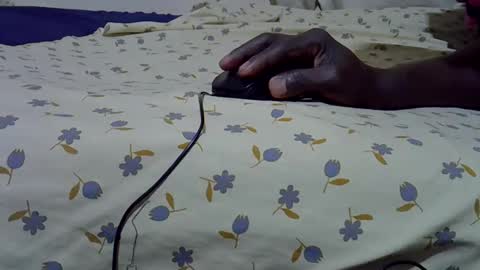 dortomel online show from December 4, 2025, 9:40 am