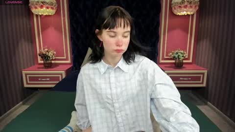 dose_of_daisy online show from November 30, 2025, 12:20 pm