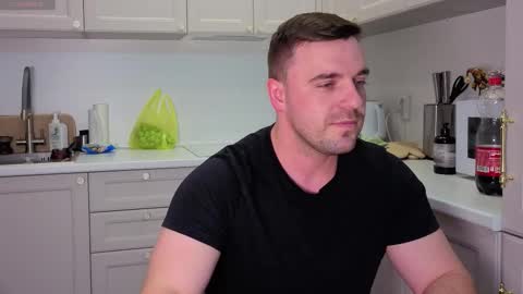 Sasha online show from October 5, 2025, 5:11 pm